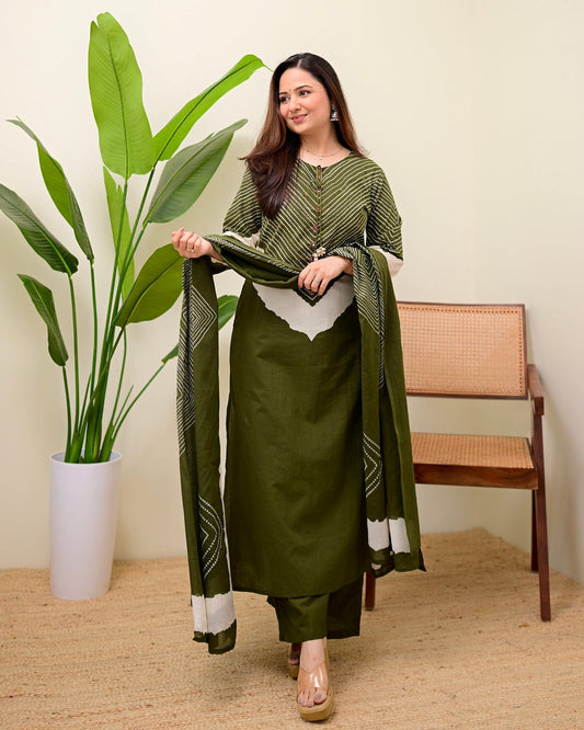 Elegant Olive Green Printed Kurta Set with Dupatta Description: