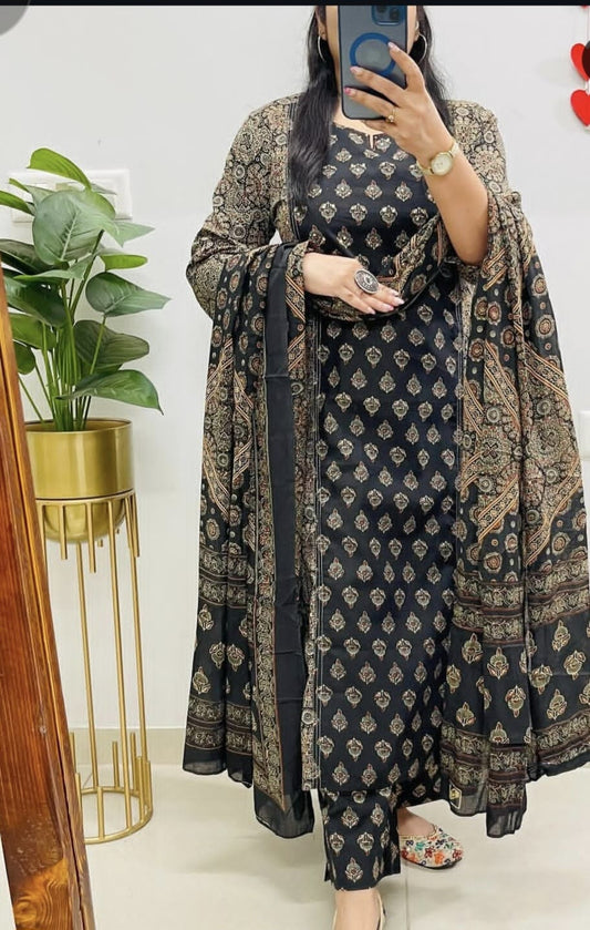 Classic Black Ethnic Kurta Set with Intricate Gold Prints