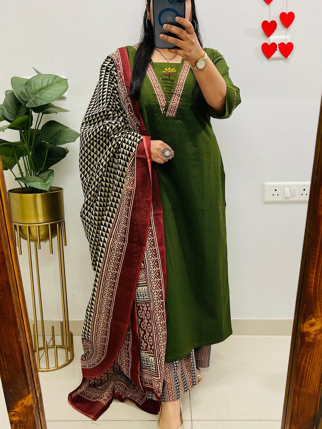 Graceful Olive Green Kurta Set with Printed Dupatta & Ethnic Pants
