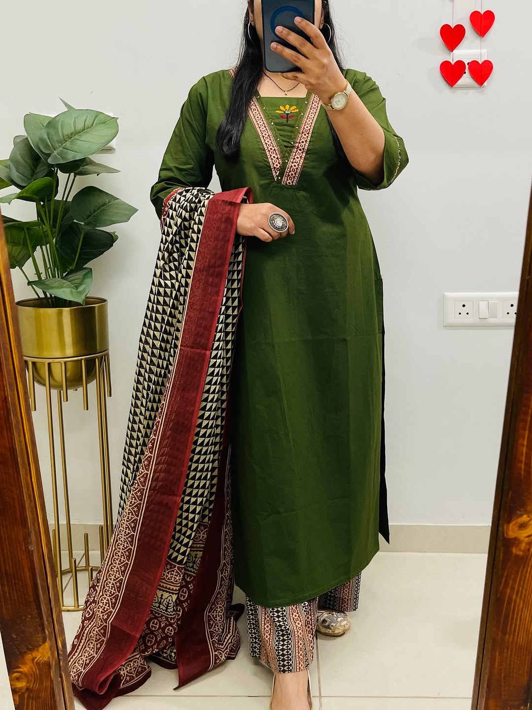 Graceful Olive Green Kurta Set with Printed Dupatta & Ethnic Pants